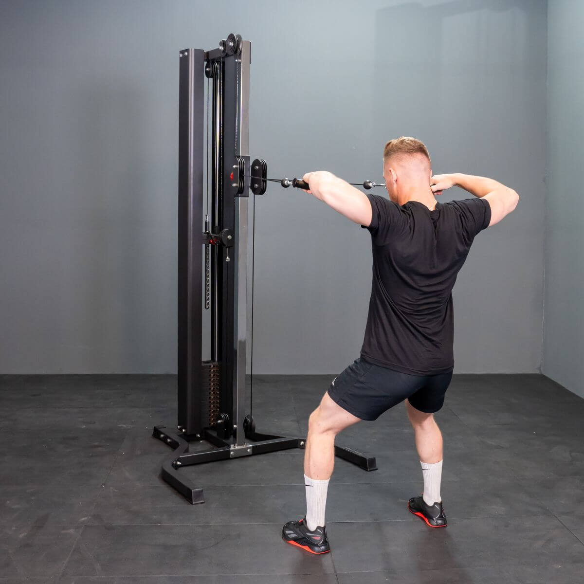 Single Column Cable Machine