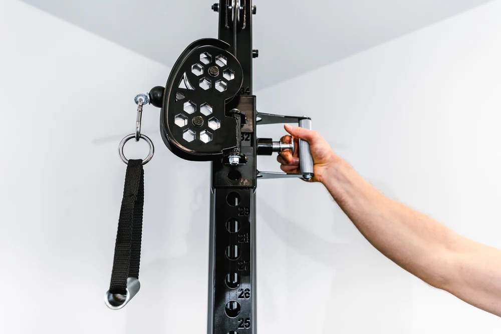 EX DEMO - 3 in 1 Commercial Lat Pulldown, Low Row & Pulley System