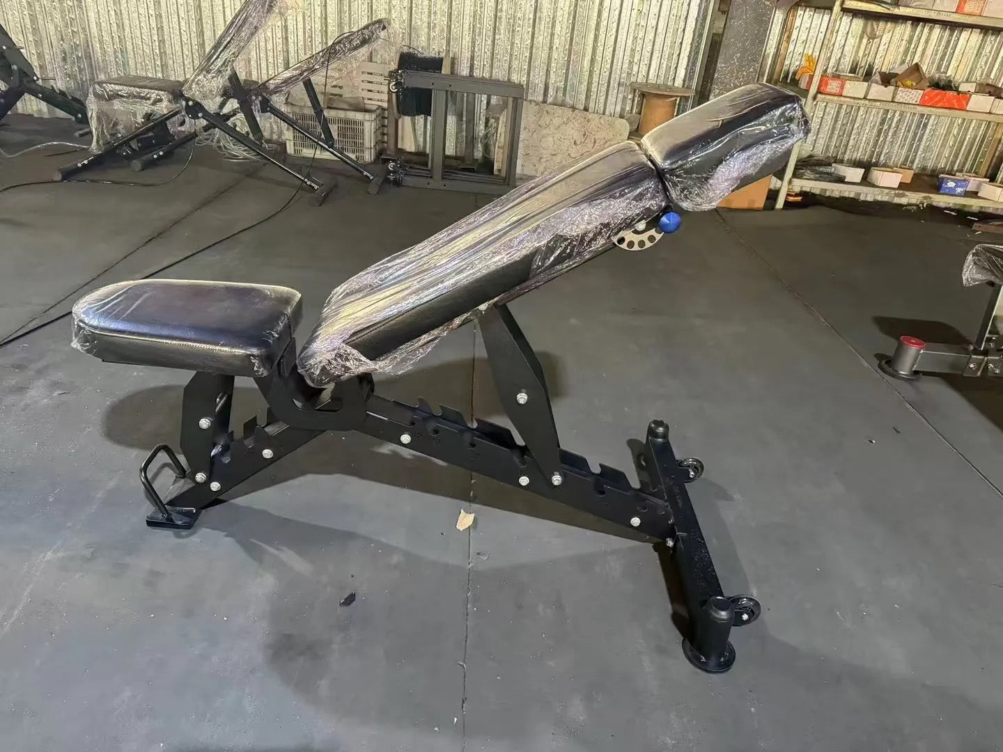 FID Bench With Bulldog Pad