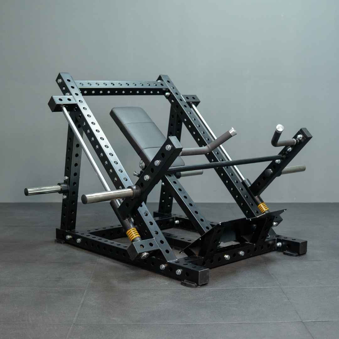 Back Row Smith Machine - Plate Loaded
