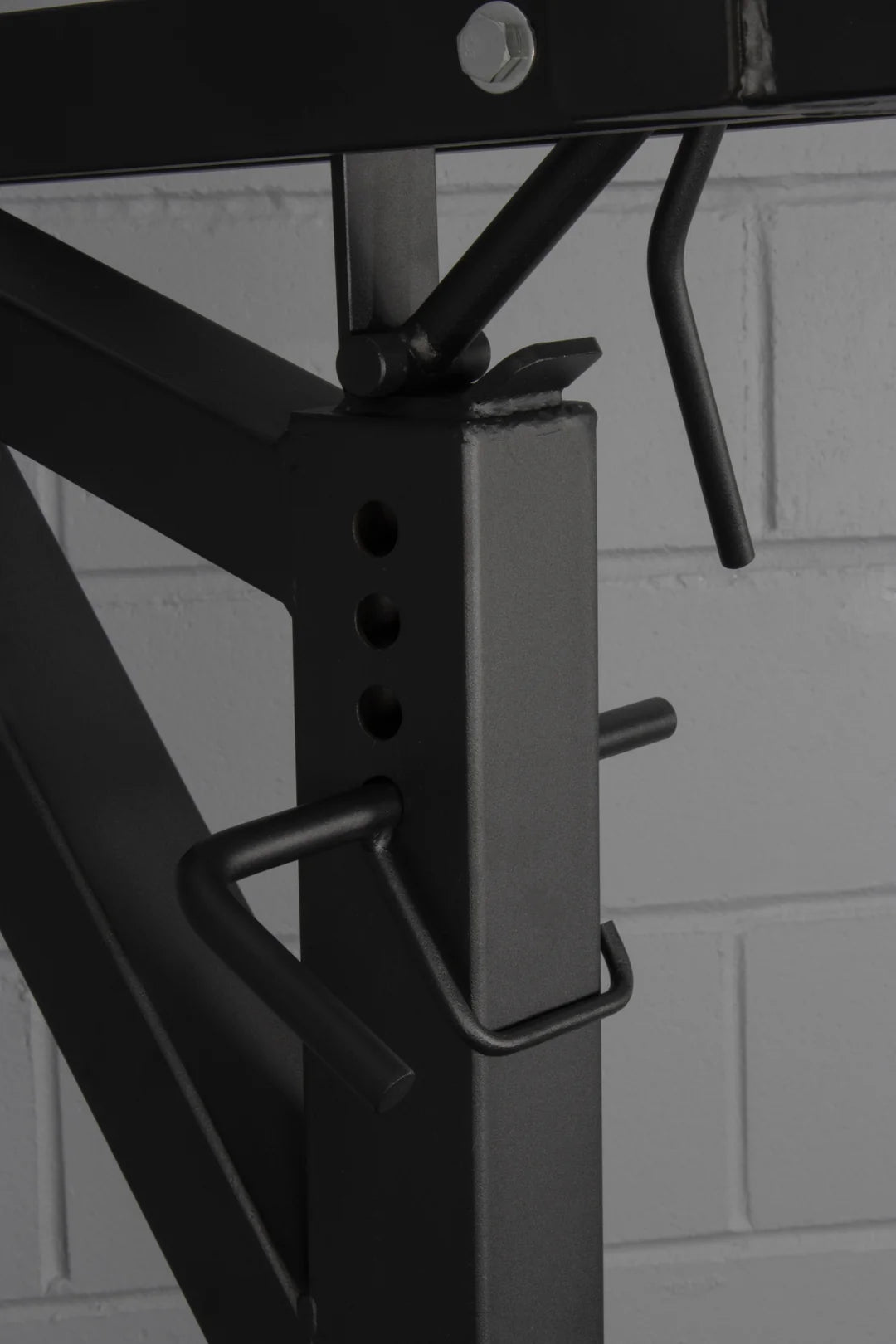 Leverage / Pendulum Squat Machine - BlackBear Fitness