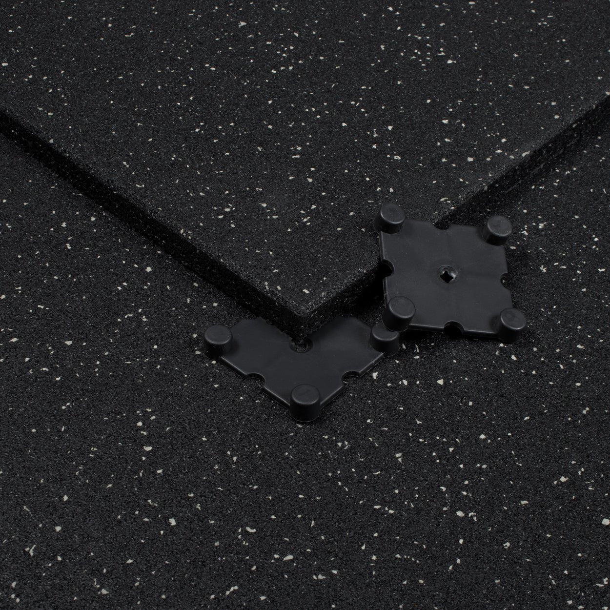 Grey Fleck SBR Interlocking Gym Flooring – 1m x 1m x 20mm - BlackBear Fitness