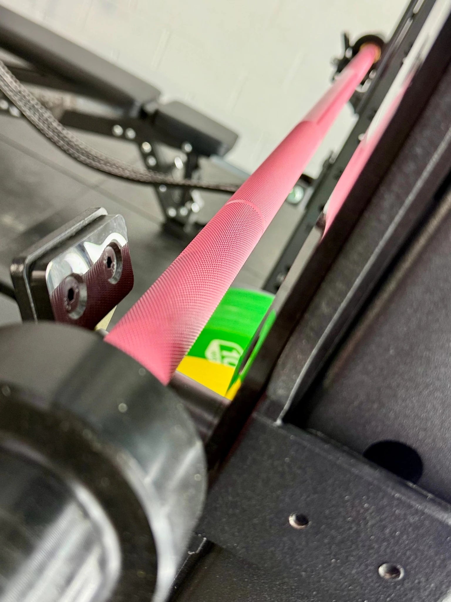 6ft 15kg Pink & Black Olympic Barbell - BlackBear Fitness