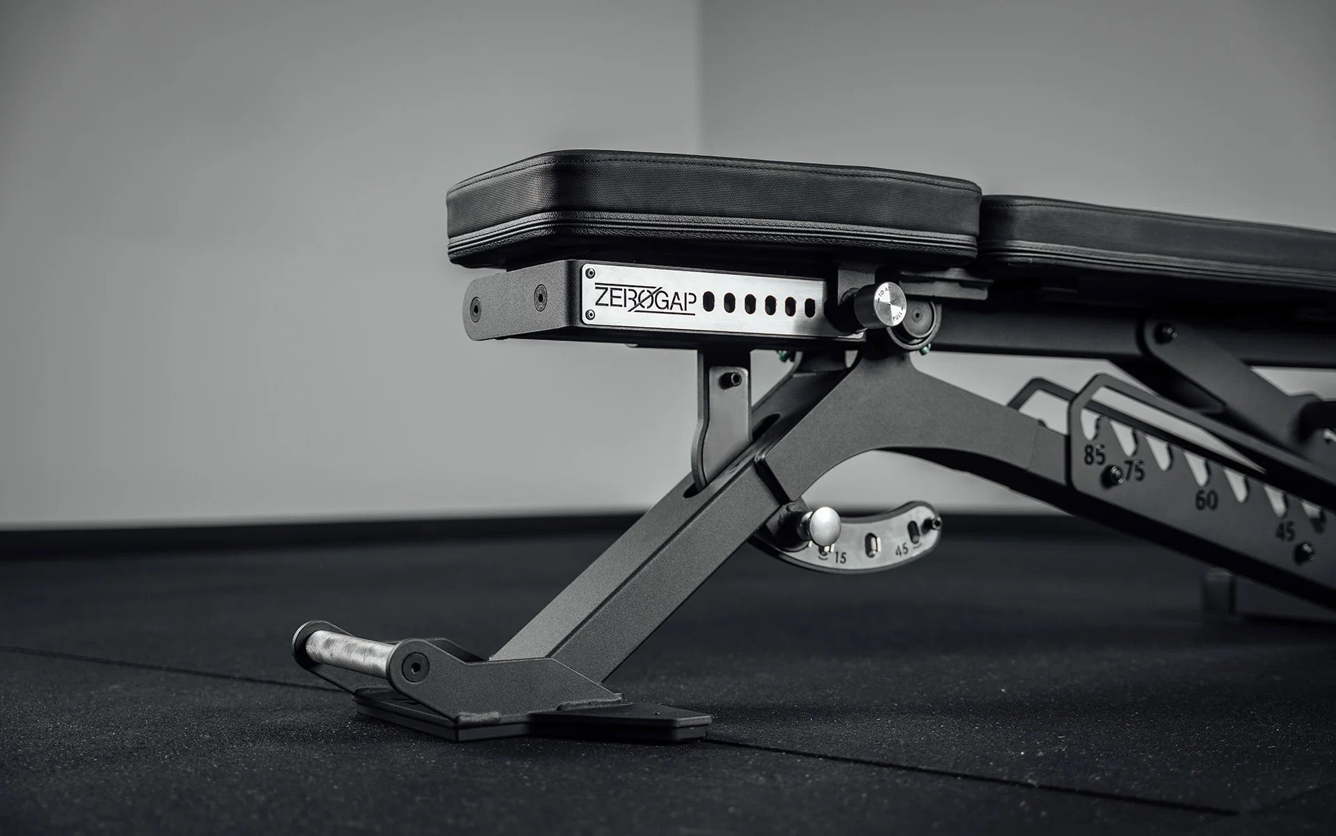 Zero Gap Commercial Bench