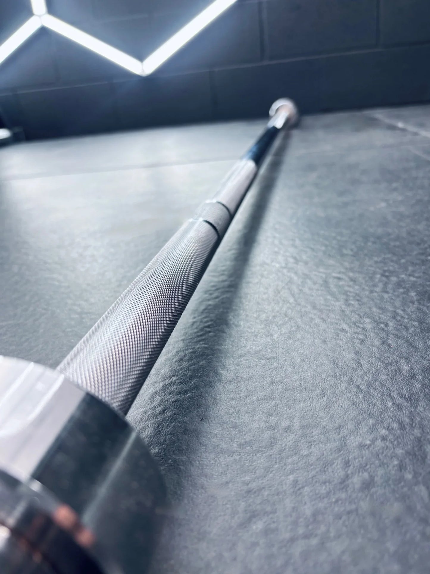 7ft Chrome Olympic Barbell - BlackBear Fitness
