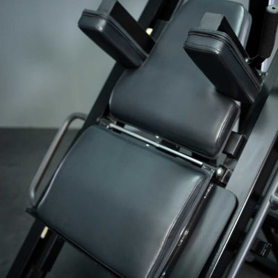 Hack Squat / Leg Press Machine