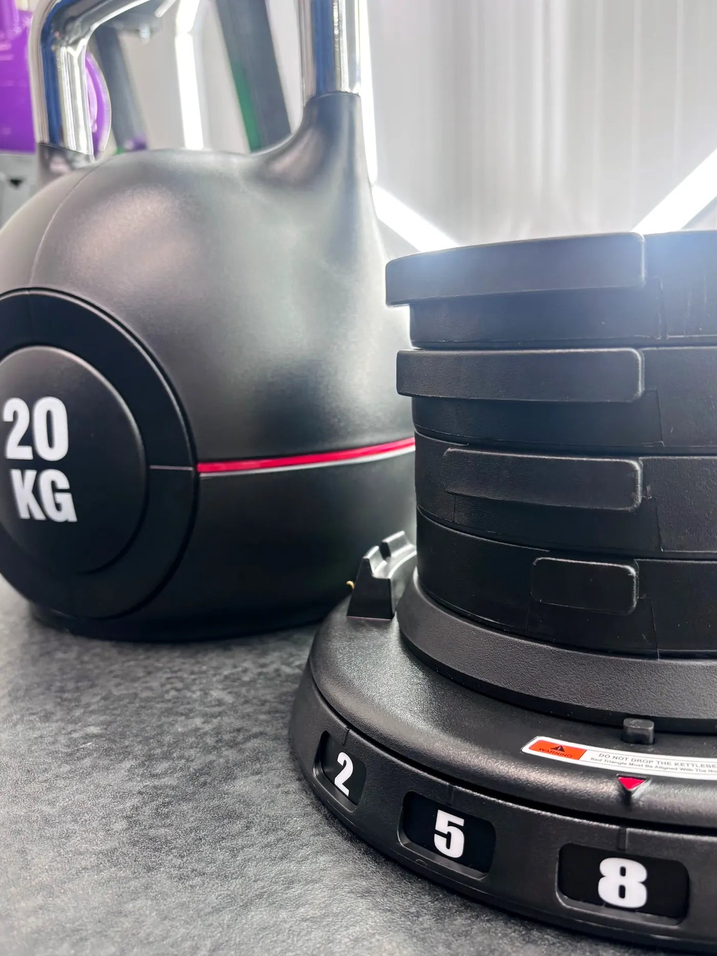 Adjustable Kettlebell 2kg - 20kg - 7in1 - BlackBear Fitness