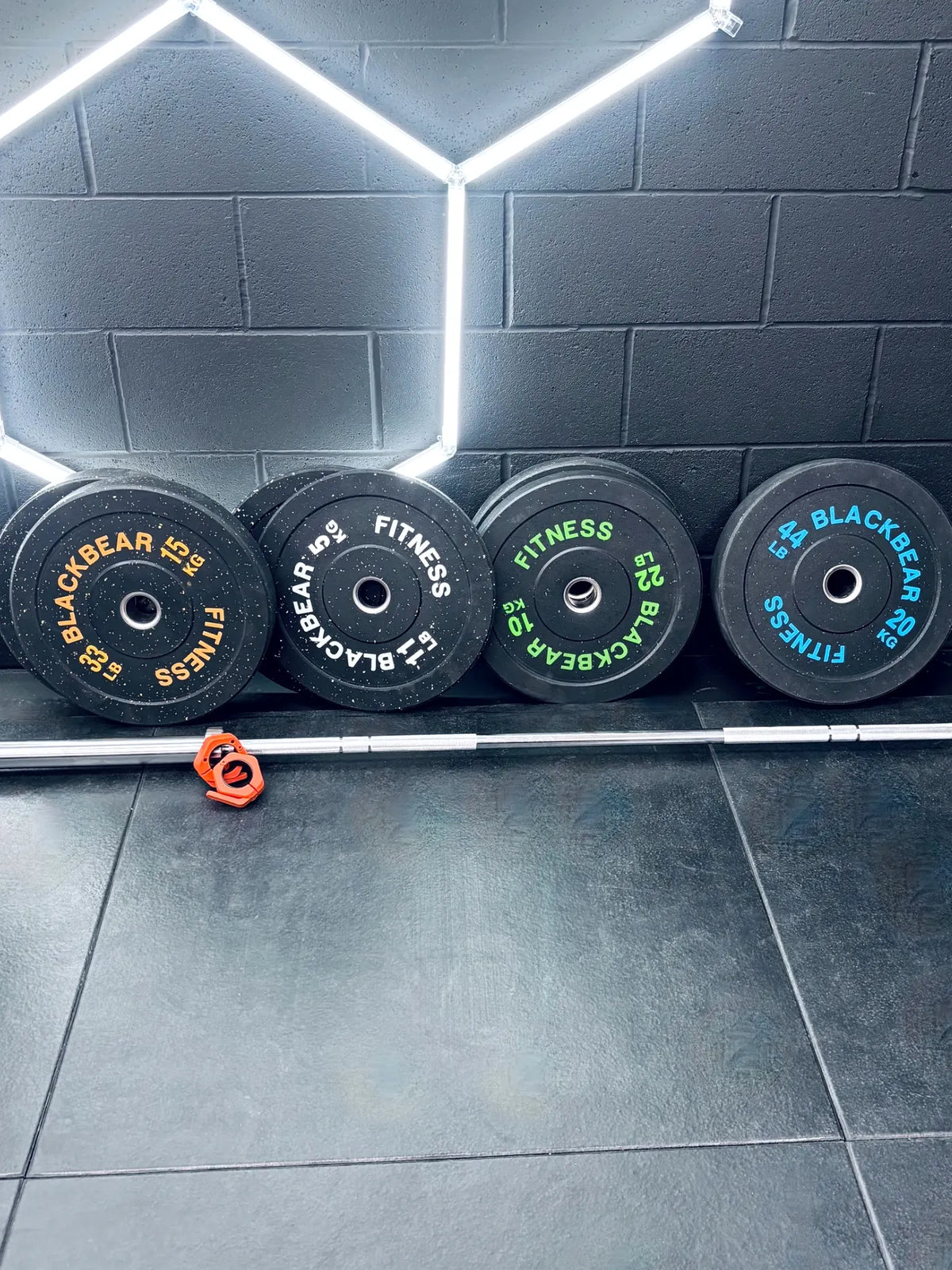 7ft 20kg Bar and 100kg Hi - Temp Bumper Plate Package 2 - BlackBear Fitness