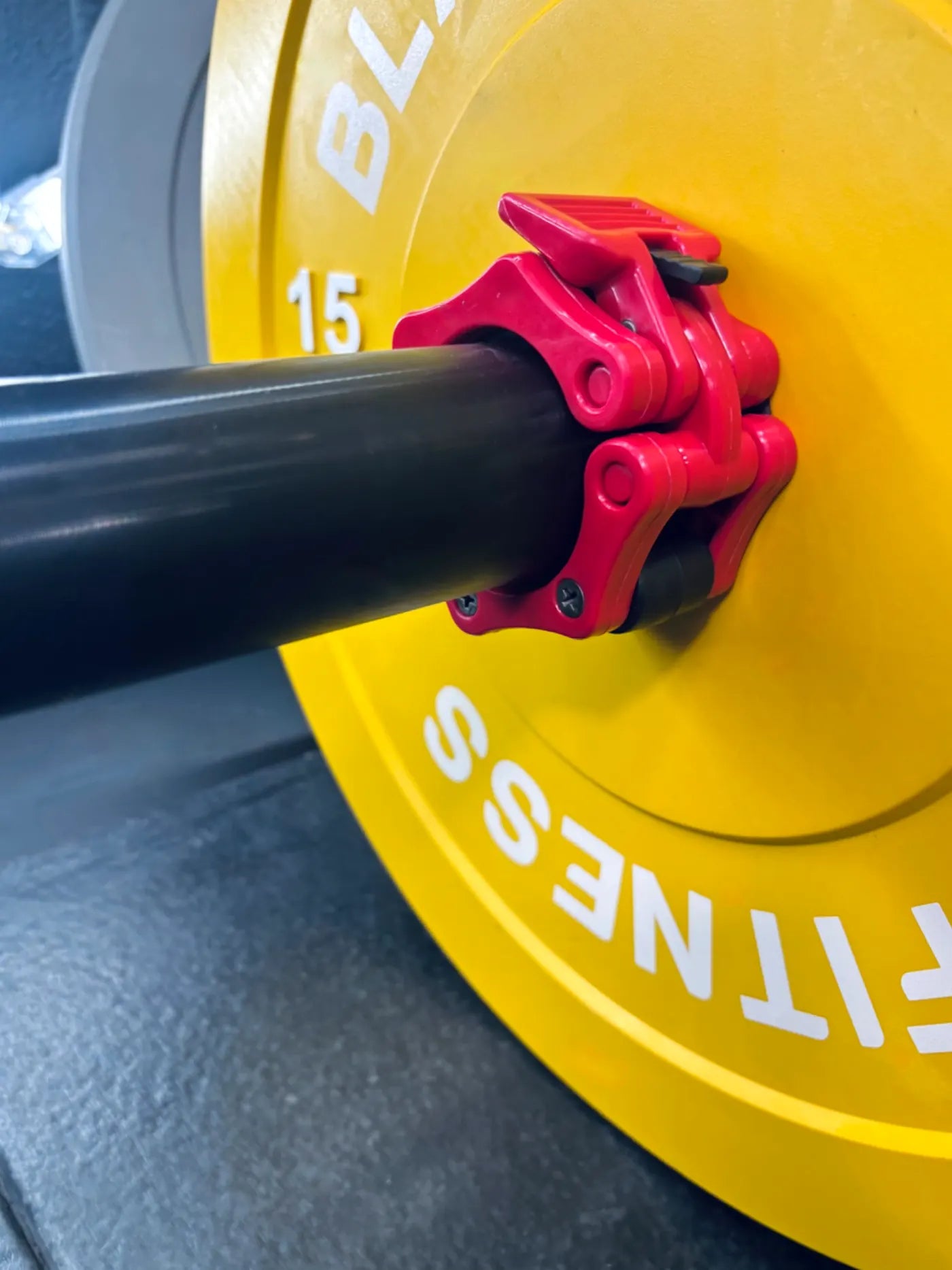 7ft 20kg Bar and 100kg Coloured Bumper Plate Package 3 - BlackBear Fitness